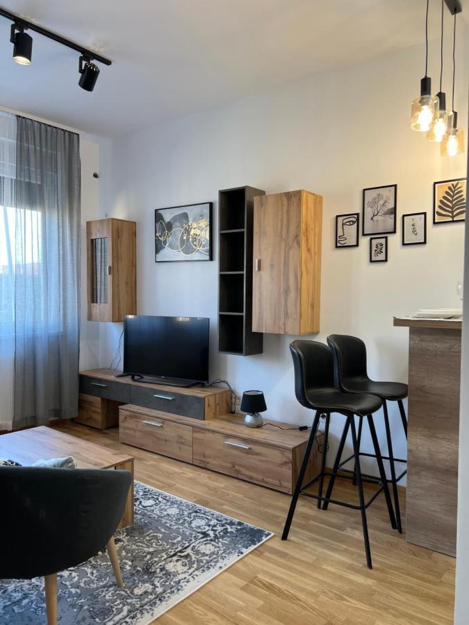Apartment Joe Private Parking